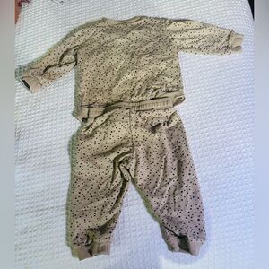 H&M Kids Beige Pajama Set with Black Speckles